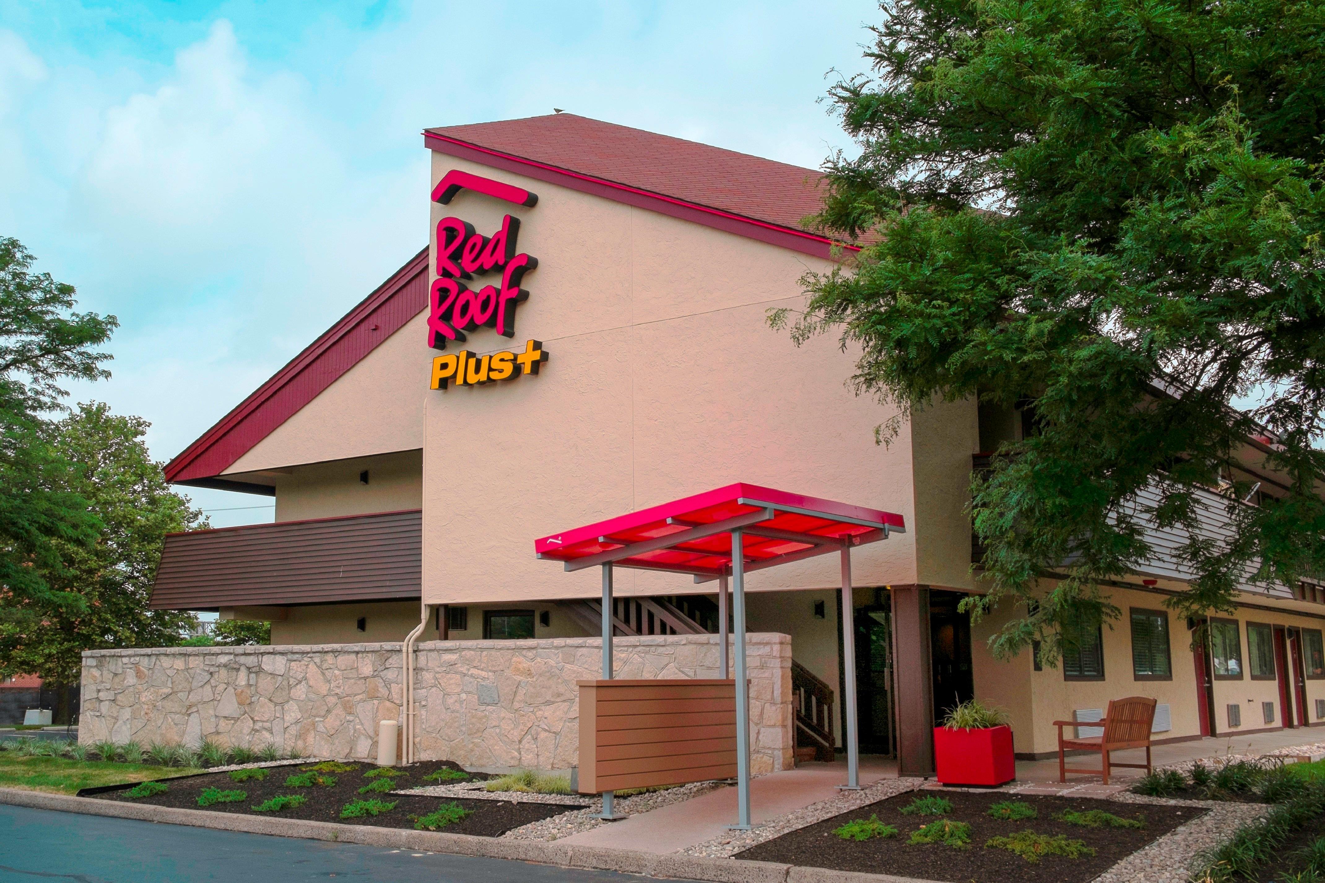 Red Roof Inn Plus+ Philadelphia Airport Ессінгтон Екстер'єр фото